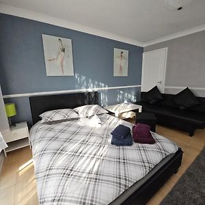 Kamer met een King Size Bed